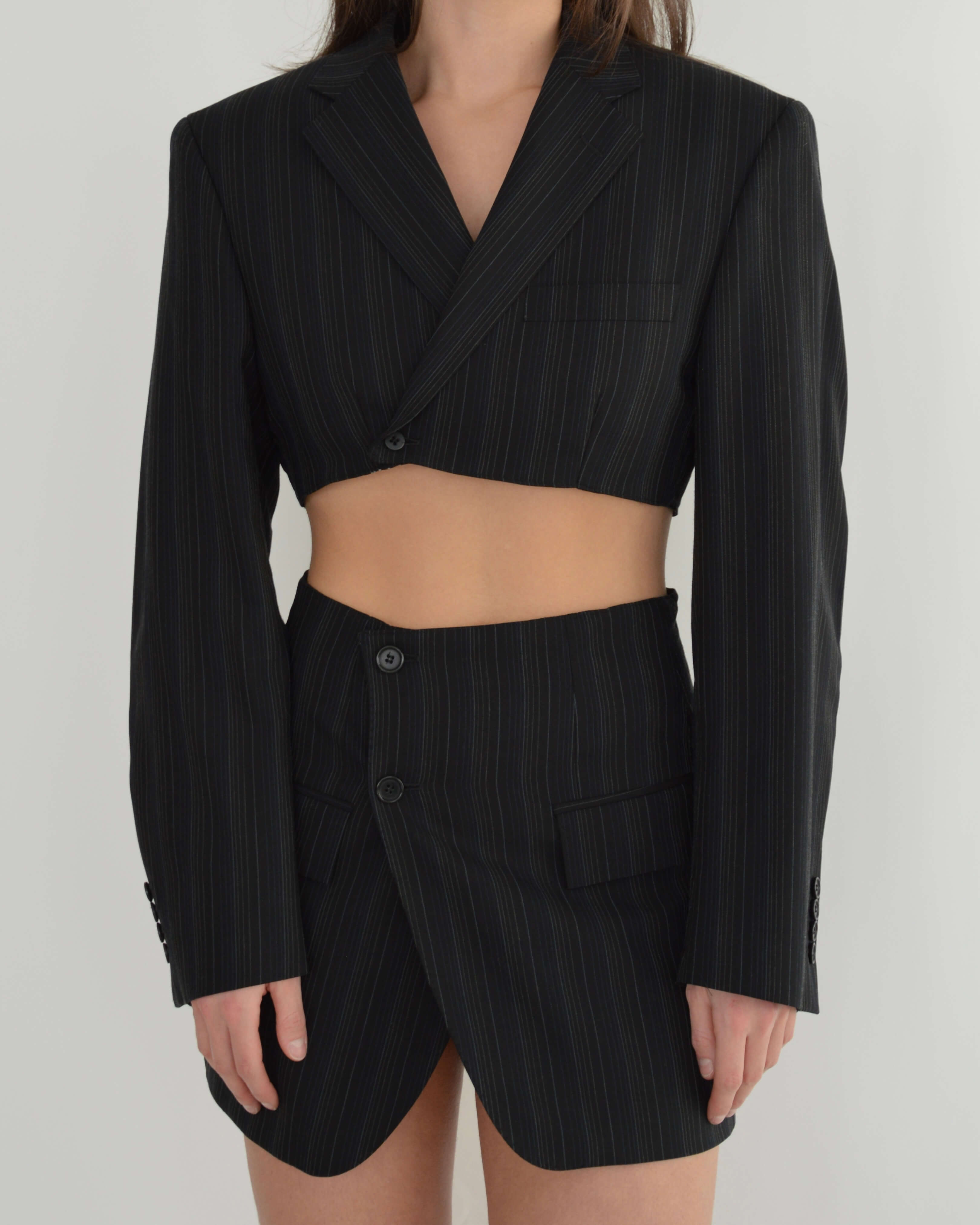 Blaset - 90s Black Color Lines (XS/S)