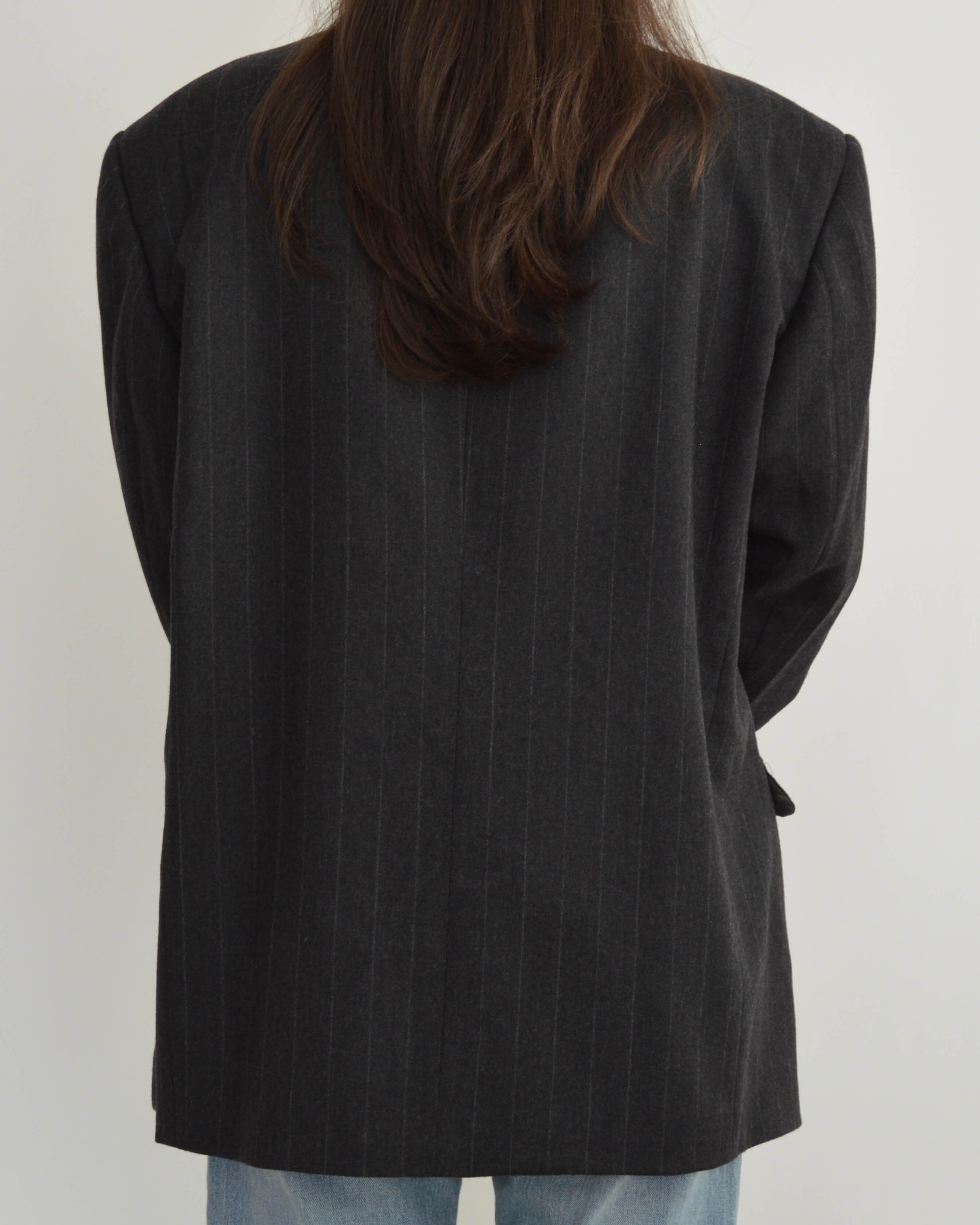 Blazer croisé gris à rayures violettes (L/2XL)