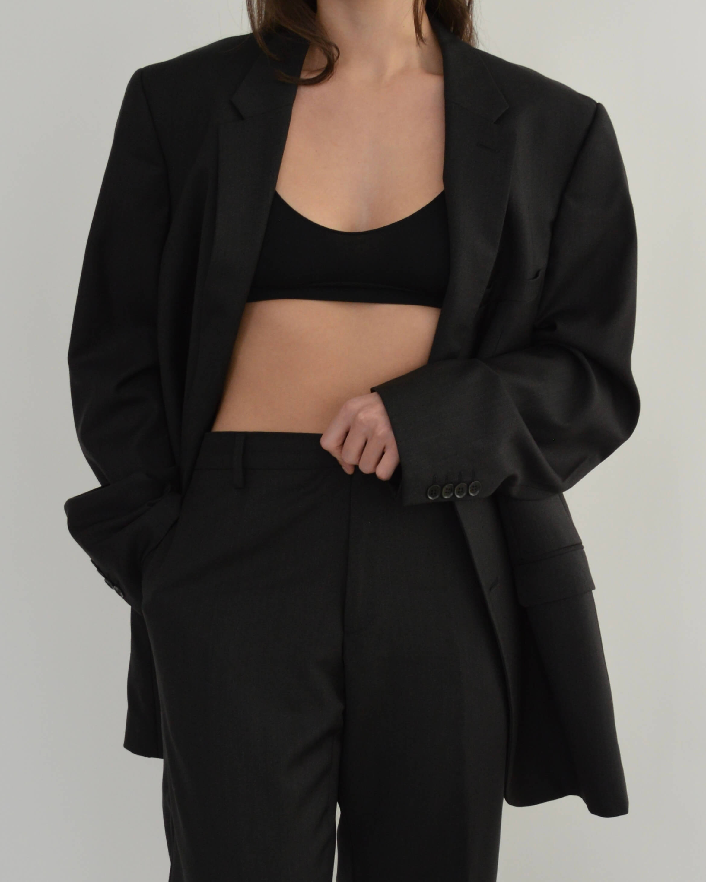 Suit - CK Perfect Black (M/L)