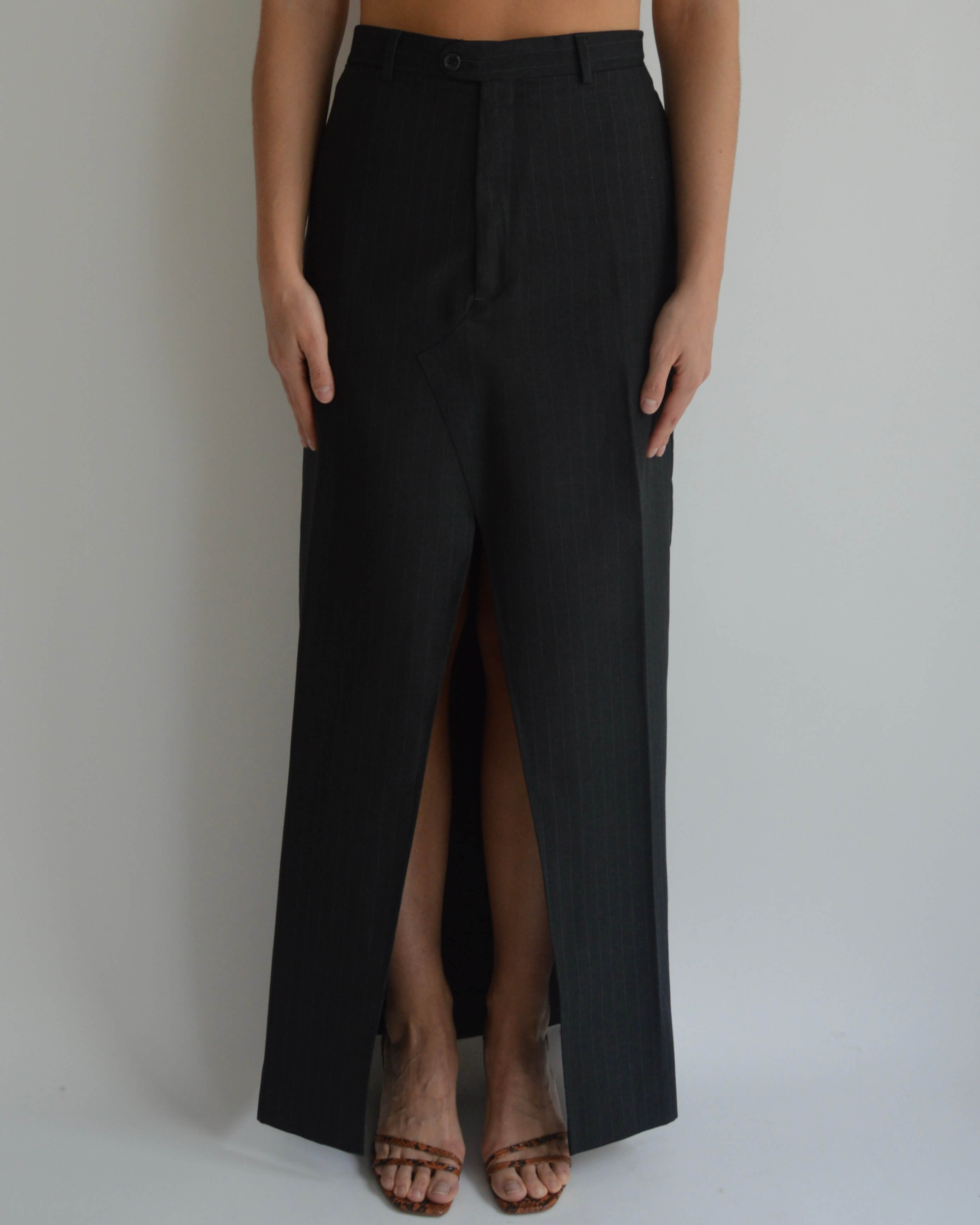 Traje de falda - Líneas blancas y negras (S/M)