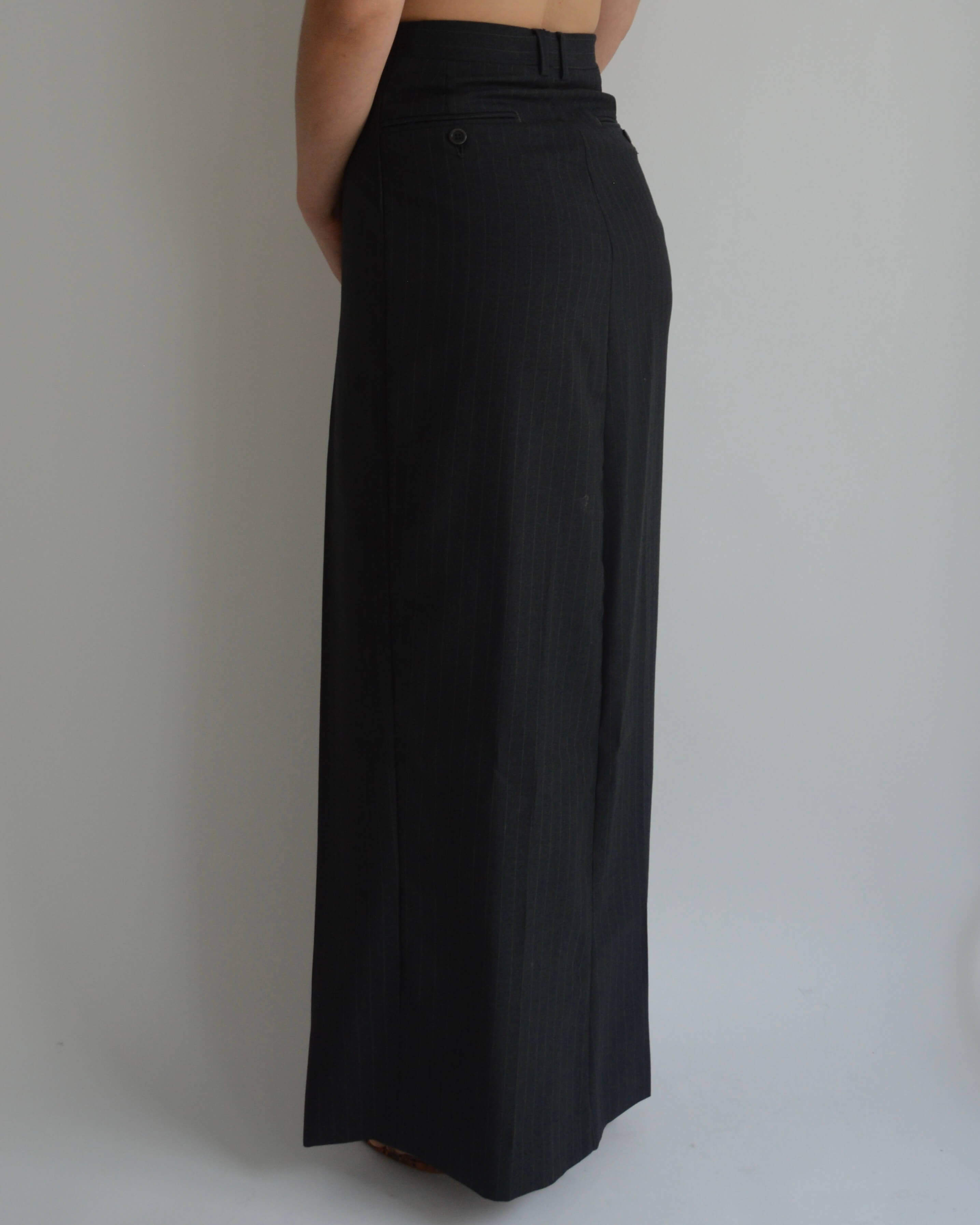 Traje de falda - Líneas blancas y negras (S/M)