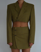 Blaset- greenish