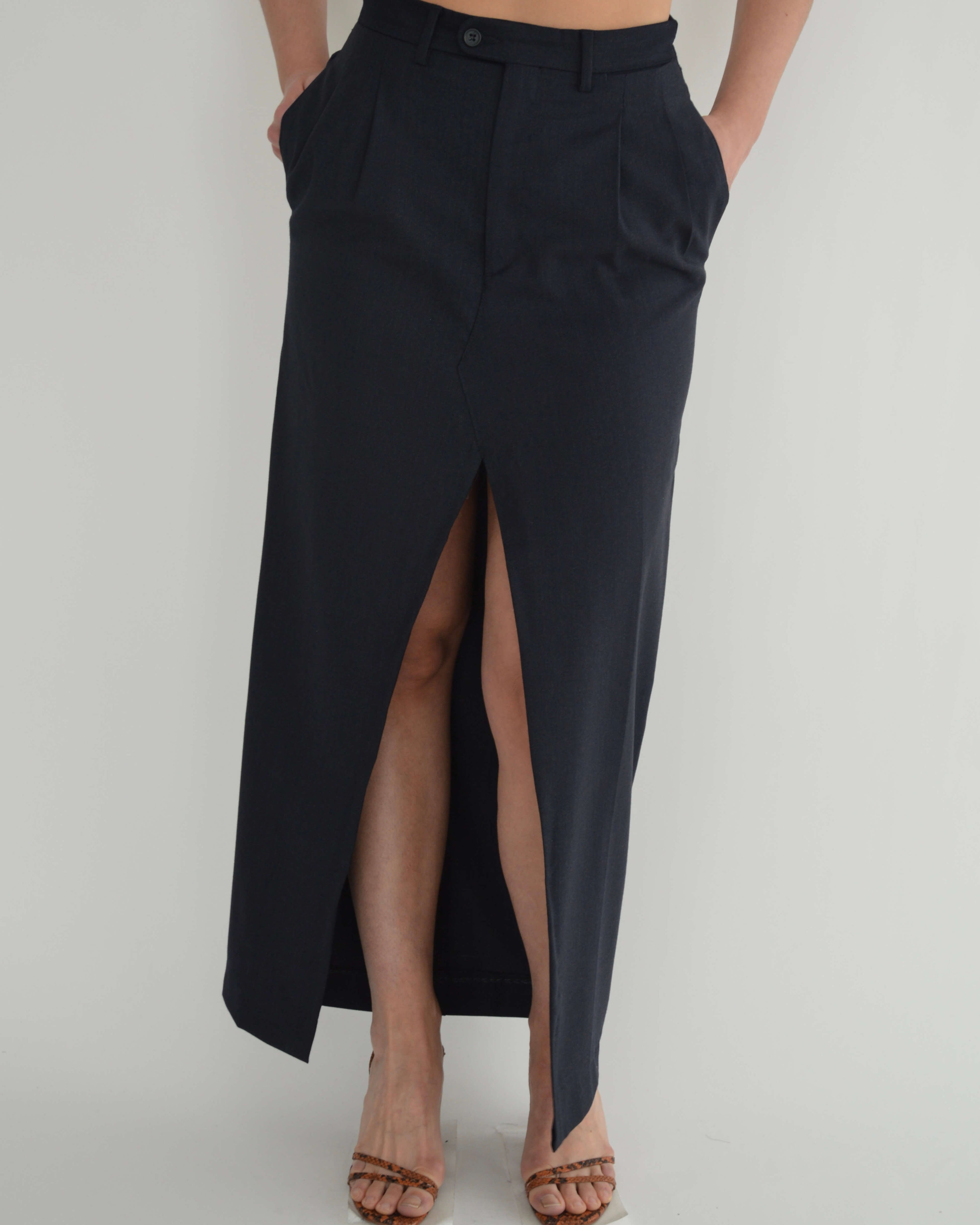 Skirt Suit - Marbeled Navy (S/M)