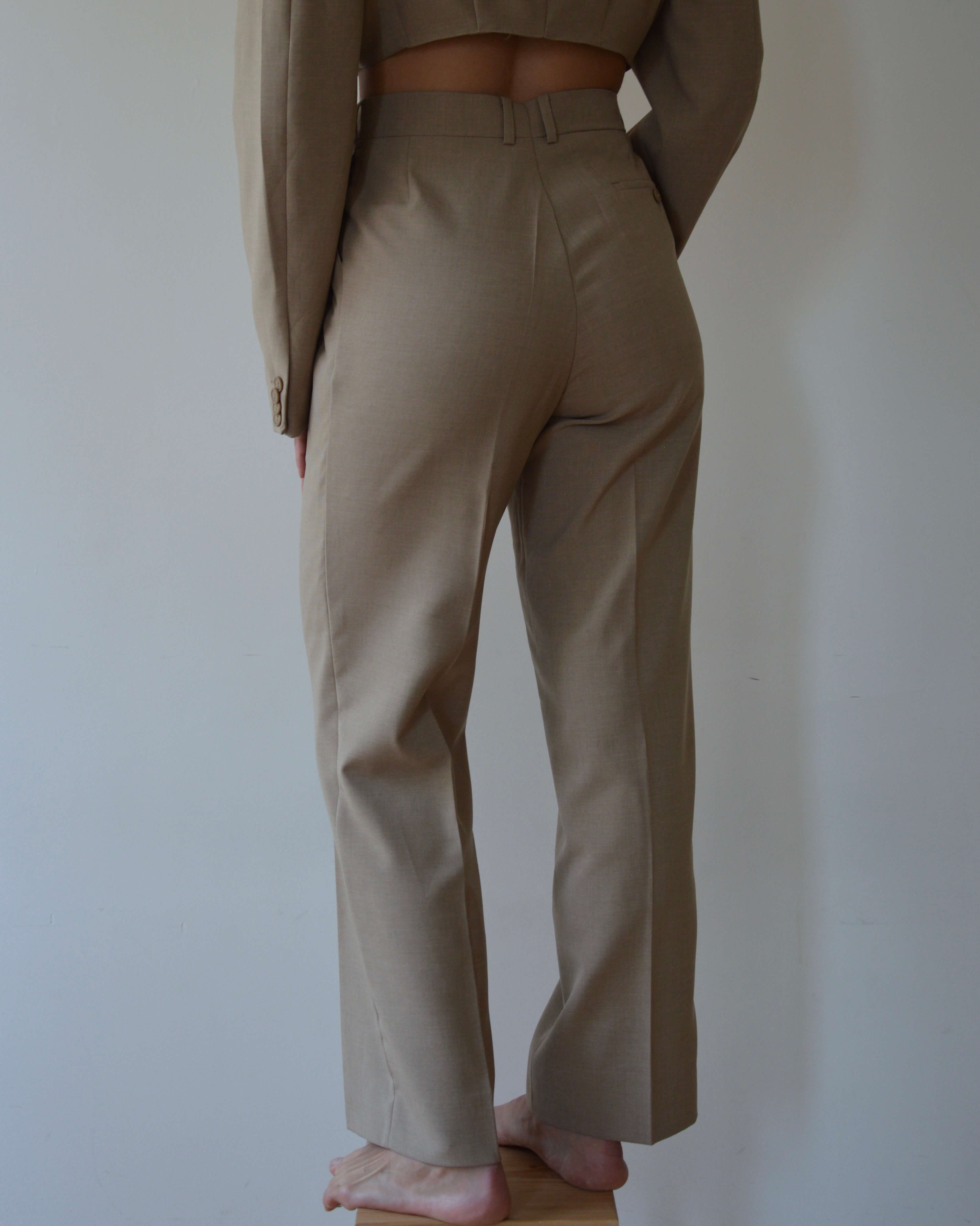 Vegan Blaset with trousers - beige (XS/S)