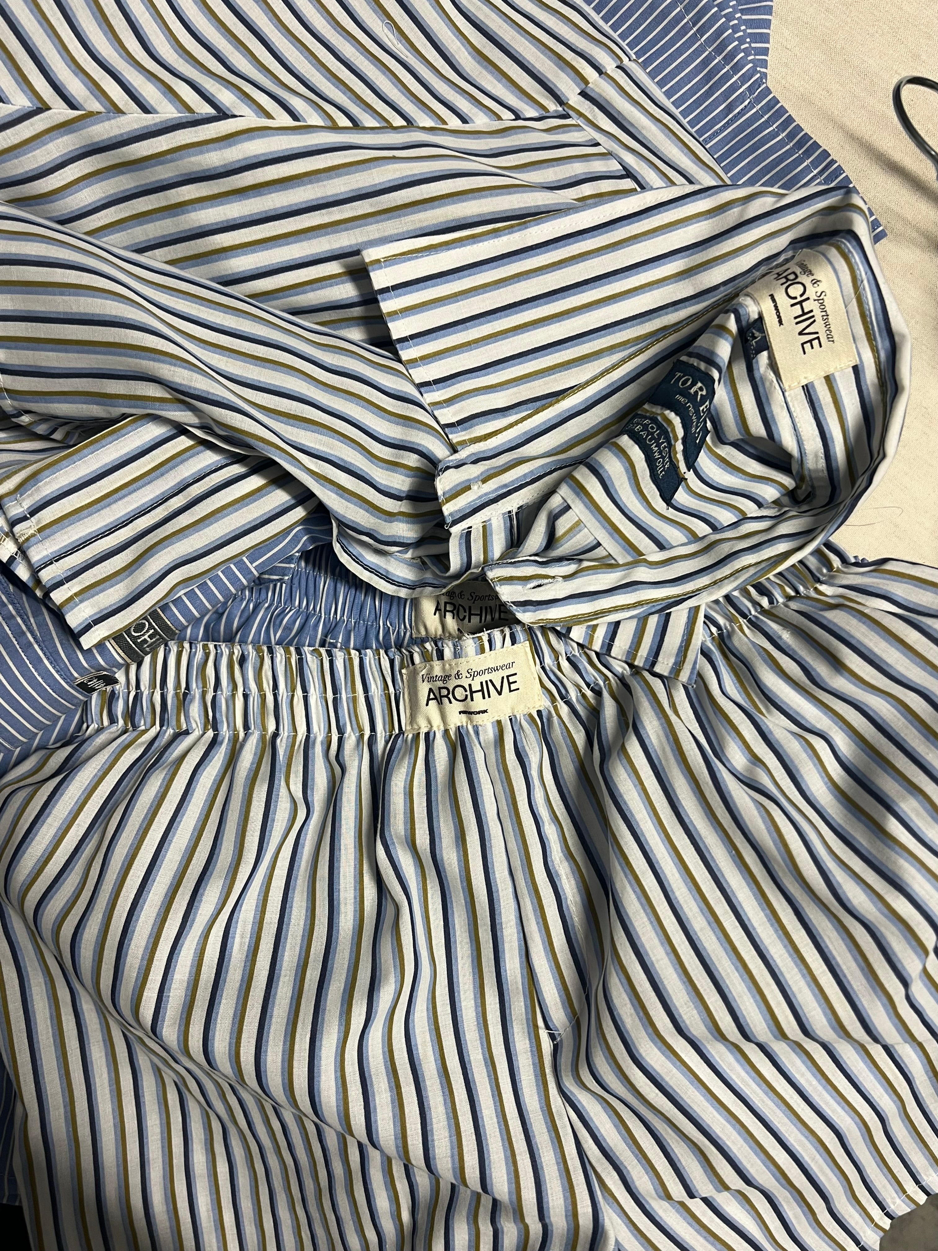 Pijama de rayas azules y verdes (XXS/S)